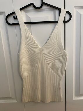 Zara Ivory Ribbed Knit V-Neck Tank Top